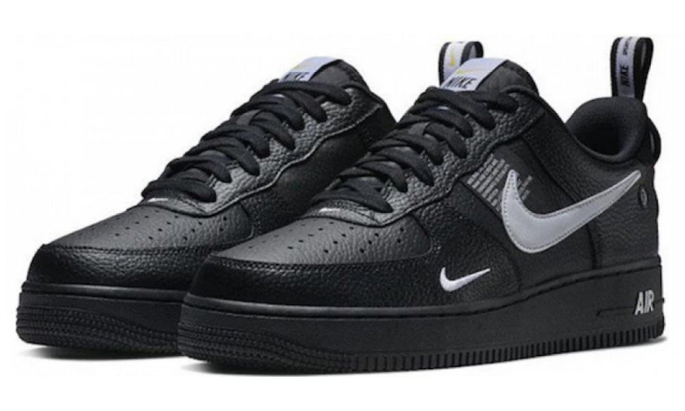 Air force 1 noir lv8 hotsell